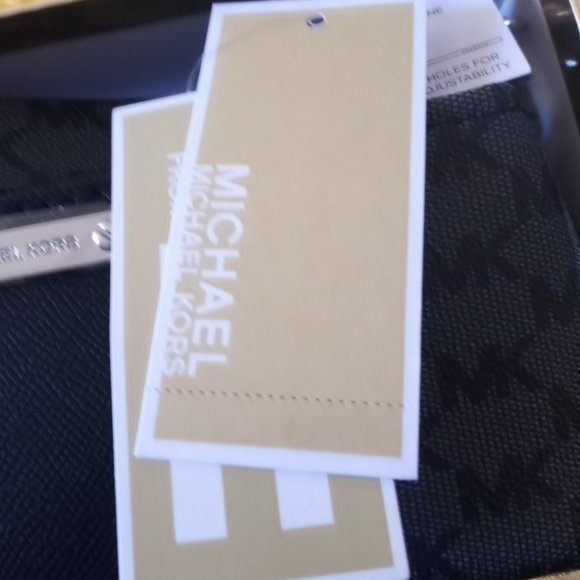 💯% Authentic Michael Kors Belt Bag. Final Sale! - Picture 2 of 3